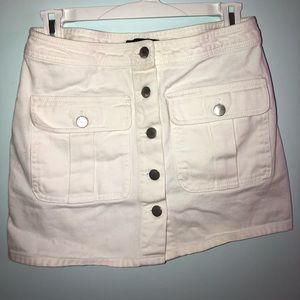 White denim skirt
